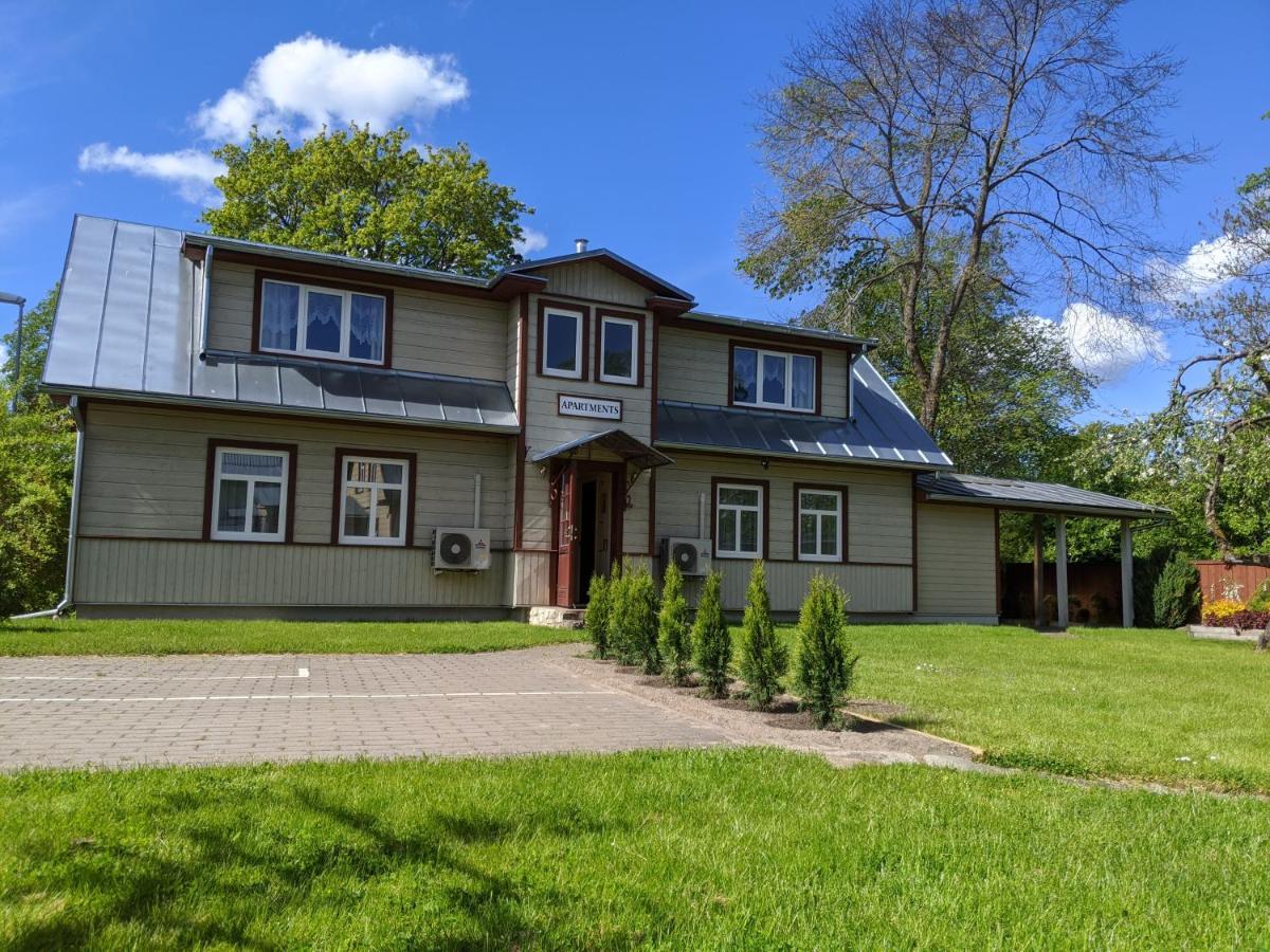 Paerna Guesthouse & Apartments Kuressaare Exteriér fotografie
